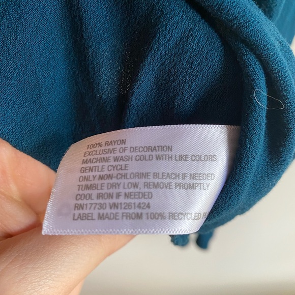 Embroidered Top - Picture 3 of 3